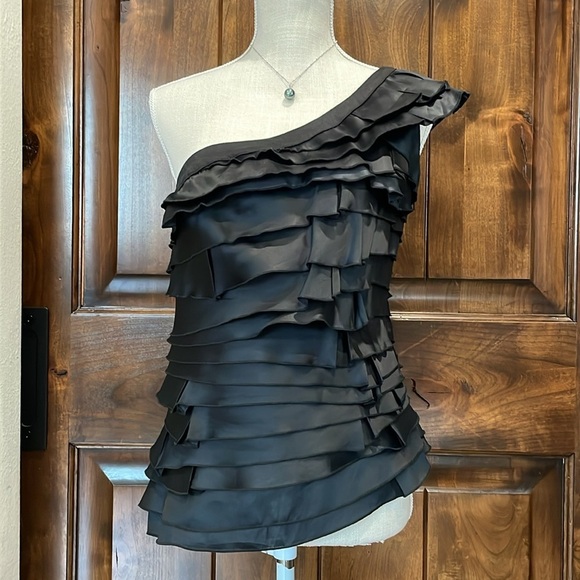 Rock & Republic Tops - Vintage Rock and Republic one shoulder silk top.